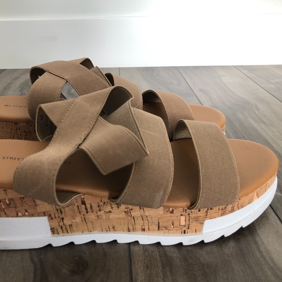 Cork Platfrom Sandals - Size 9 - Picture 5 of 10